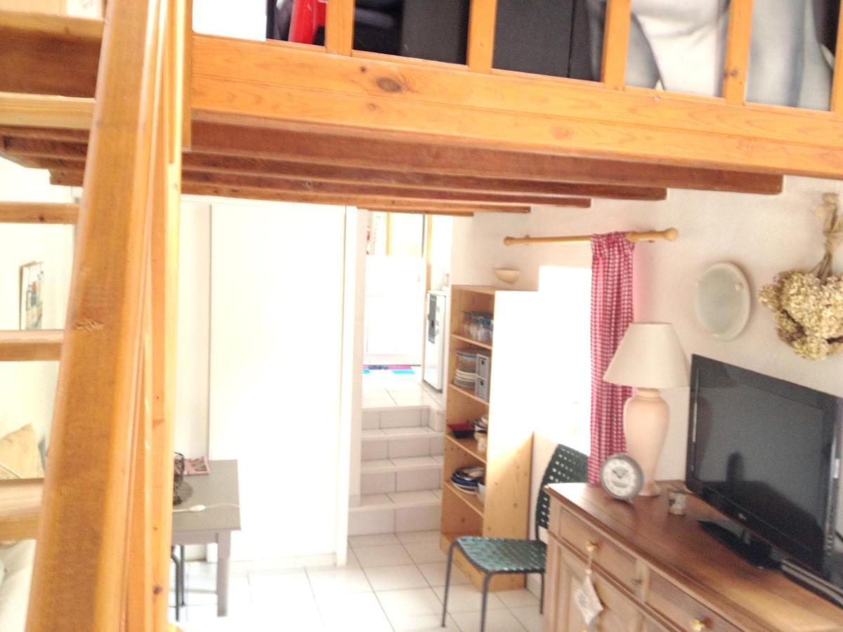 Studio Avec Piscine Privee Jardin Clos Et Wifi A Saint Jean D'Angely 外观 照片